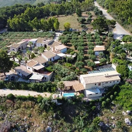 Apartment Baglio Cracchiolo Da Tuzzo - Casa Bouganville San Vito Lo Capo